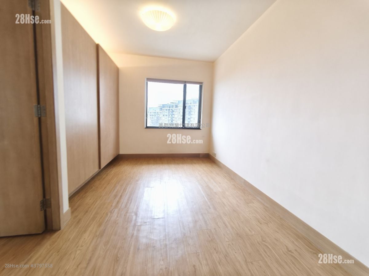 愚园 售盘 4 房 , 4 浴室 2,135 平方尺