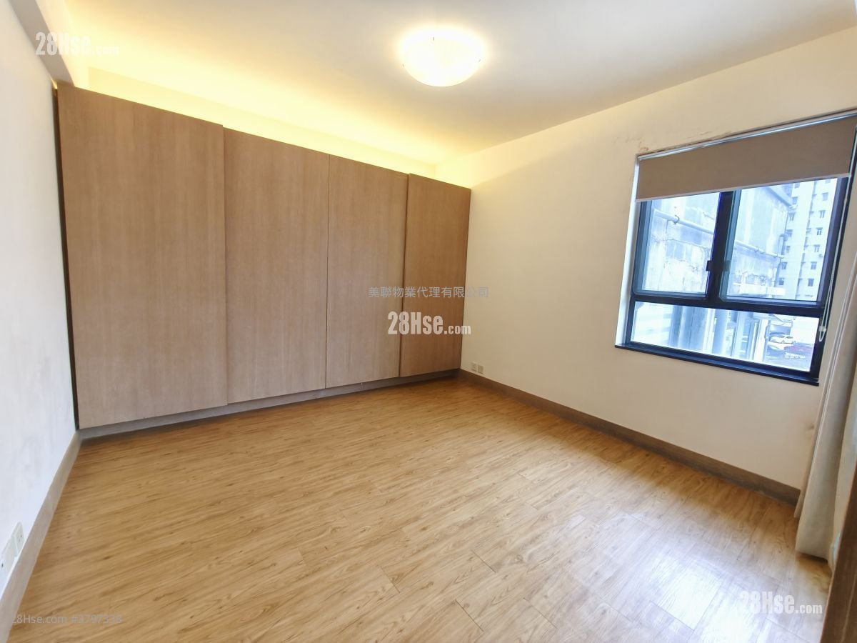 愚园 售盘 4 房 , 4 浴室 2,135 平方尺