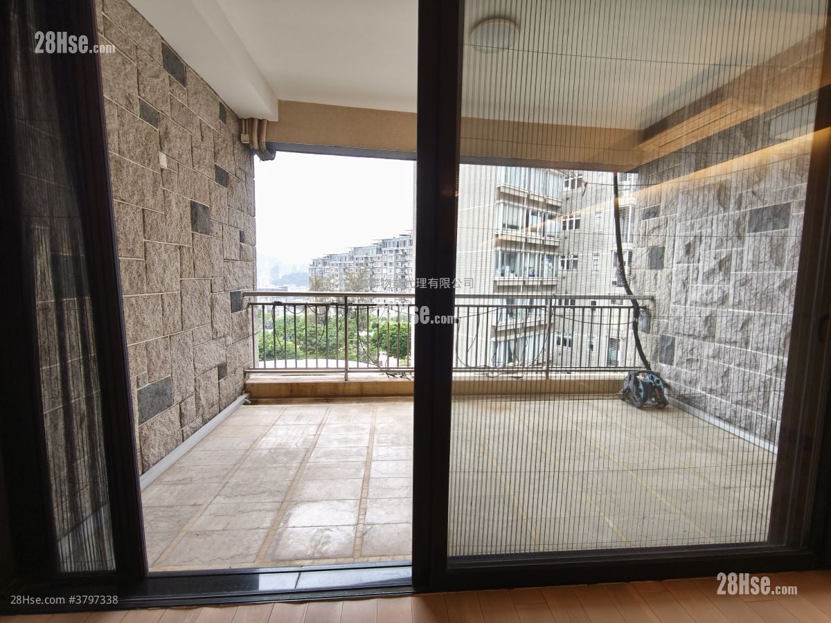 愚园 售盘 4 房 , 4 浴室 2,135 平方尺