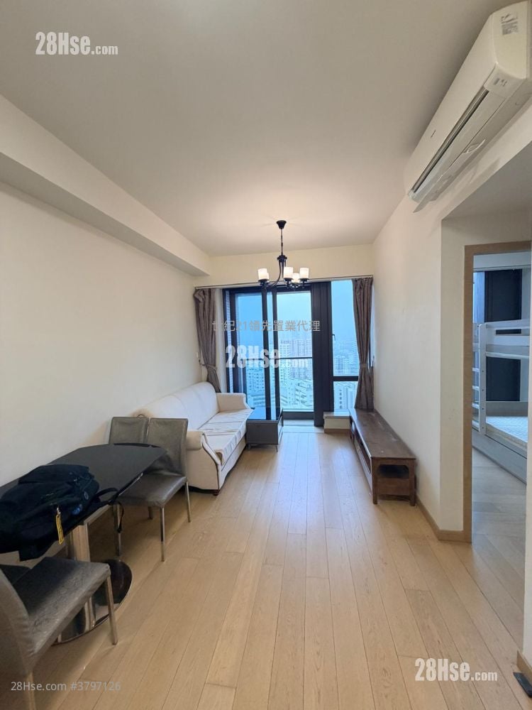 Mantin Heights Rental 2 Bedrooms , 1 Bathroom 528 ft²