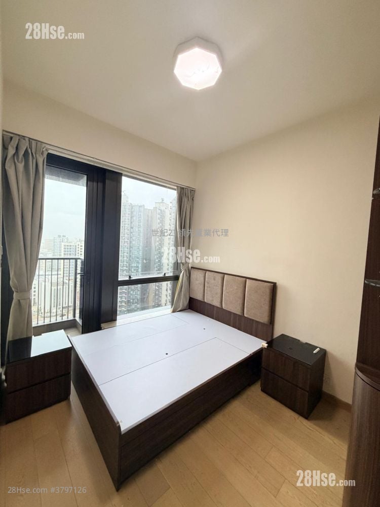 Mantin Heights Rental 2 Bedrooms , 1 Bathroom 528 ft²