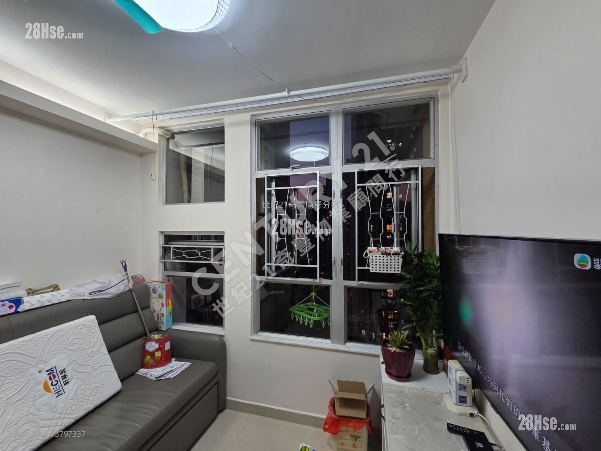 愉翠苑 售盘 516 平方尺