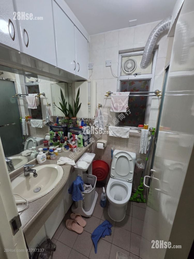 愉翠苑 售盘 516 平方尺