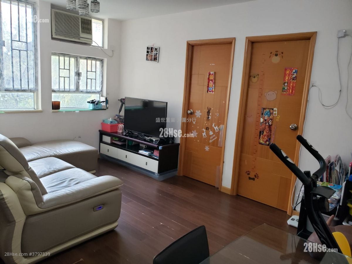 嘉田苑 售盘 2 房 , 1 浴室 504 平方尺