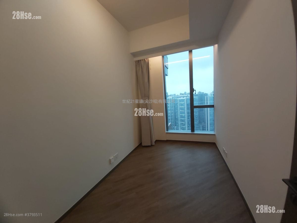 bedroom 3: Cullinan Sky Rental 4 Bedrooms , 3 Bathrooms 1,993 ft²