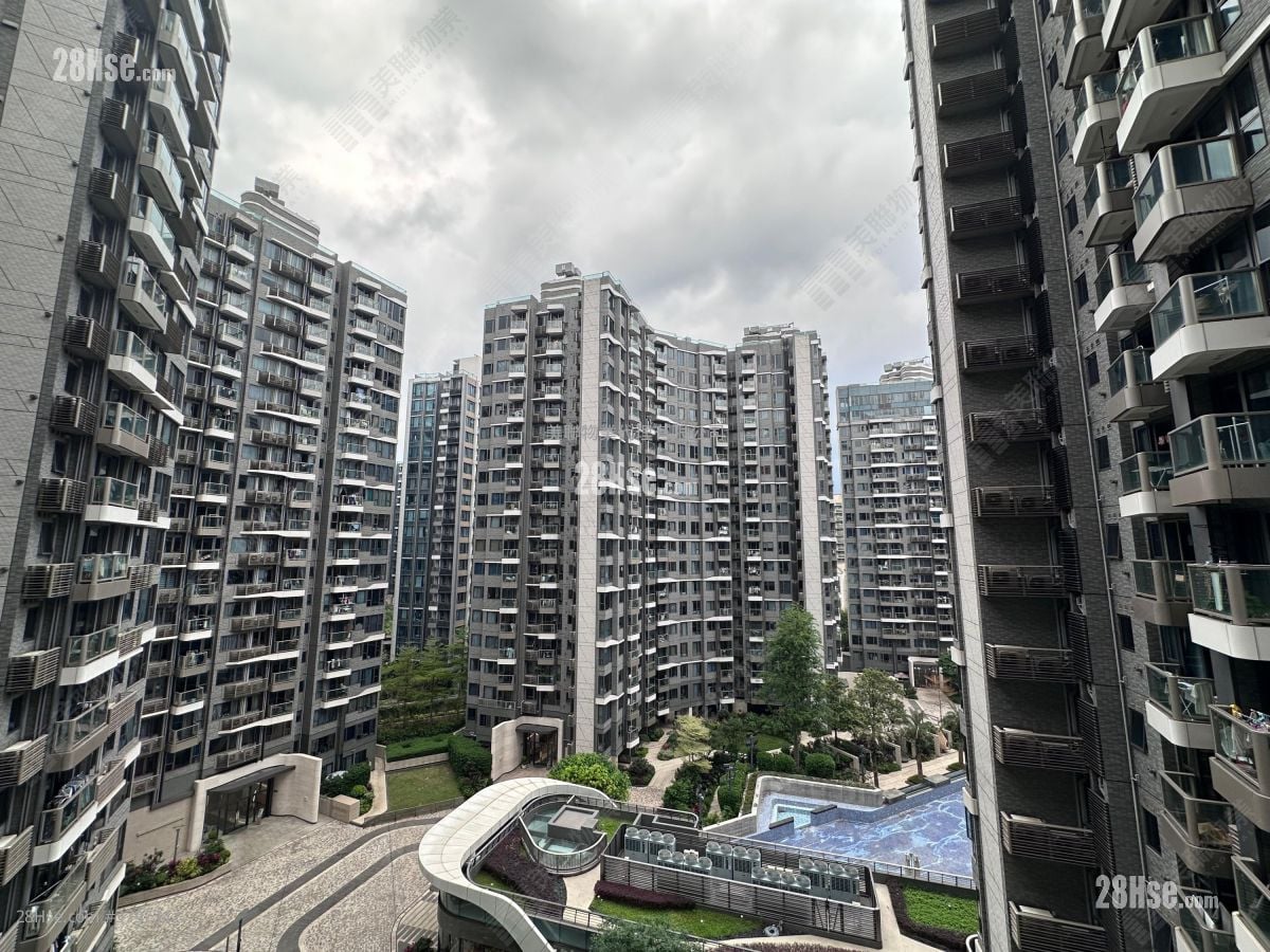 Solaria Sell 3 Bedrooms 597 ft²