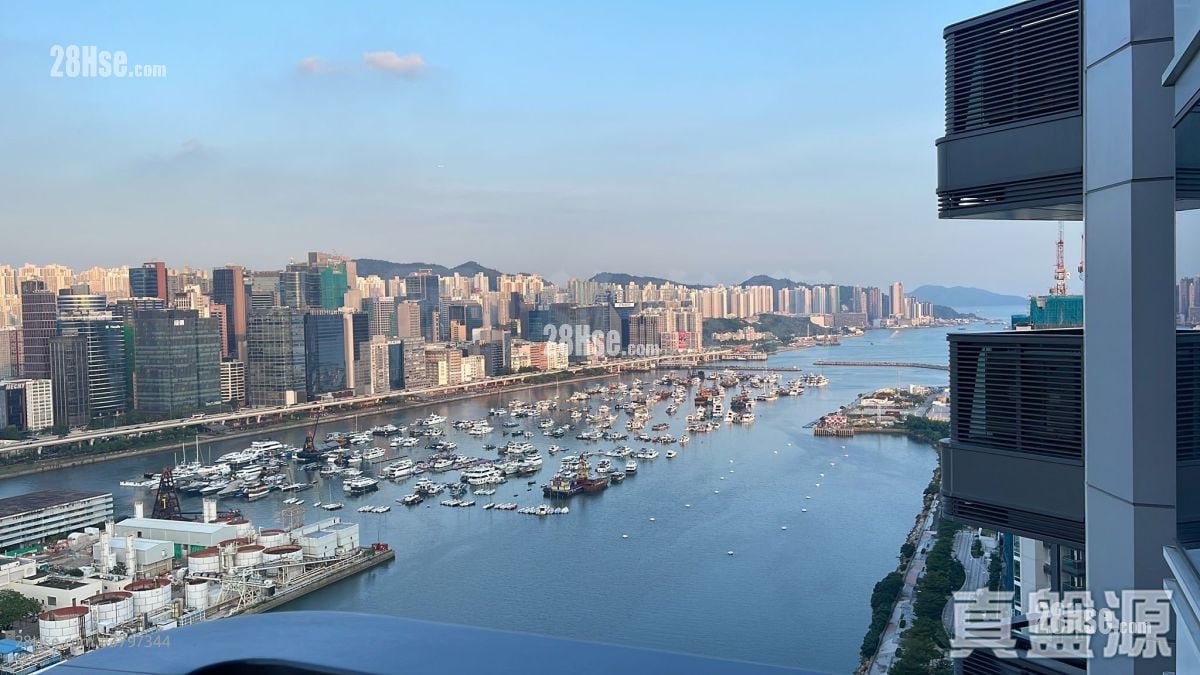 One Victoria Sell 2 Bedrooms 459 ft²