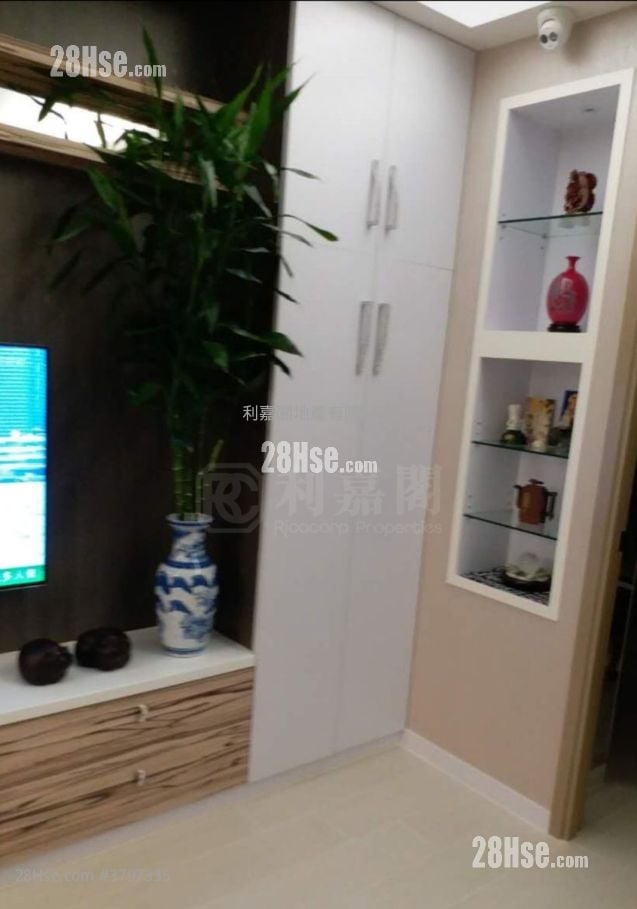 红棉大厦 售盘 2 房 , 1 浴室 561 平方尺