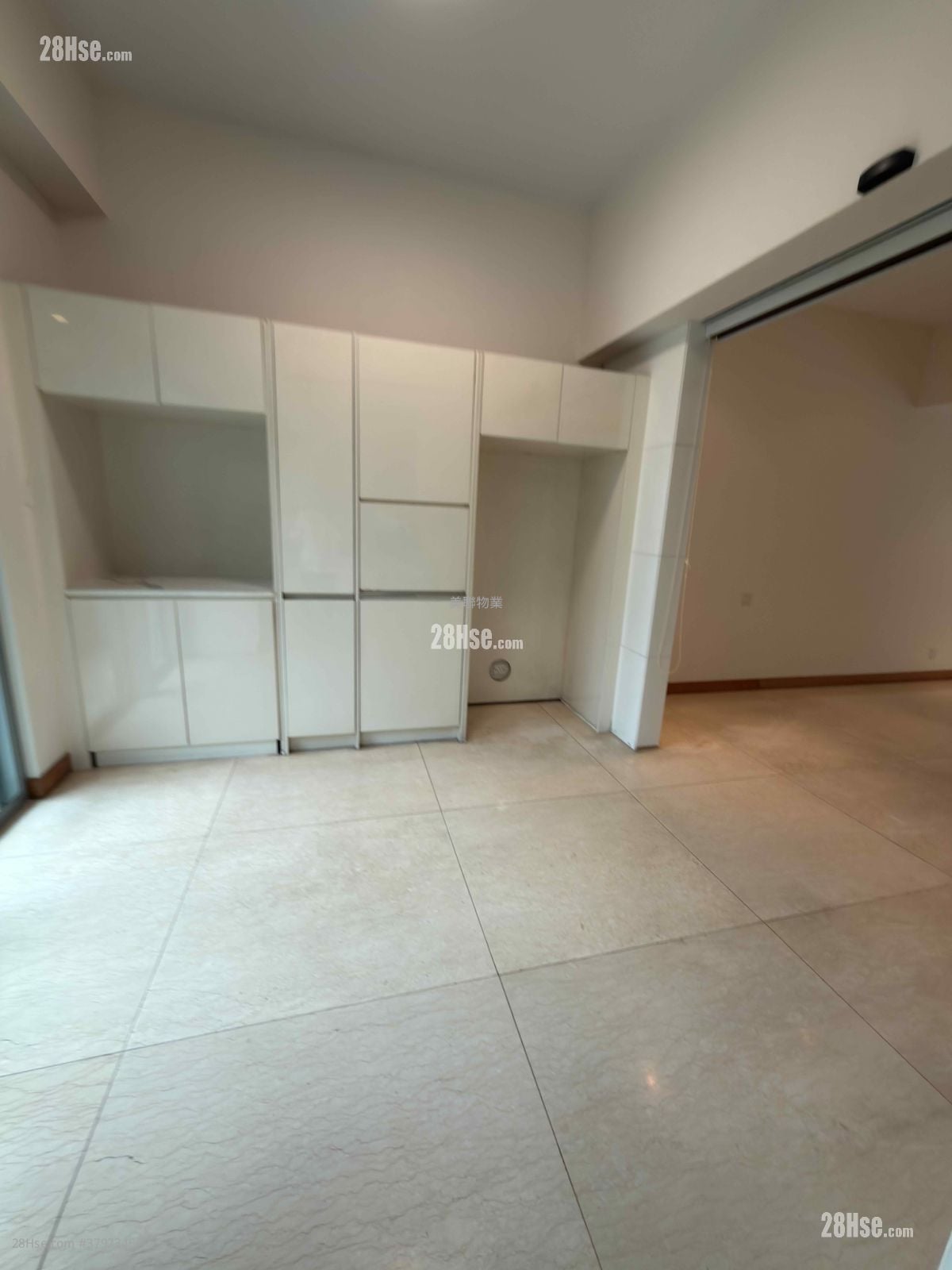 葡萄园 售盘 3 房 , 3 浴室 2,389 平方尺