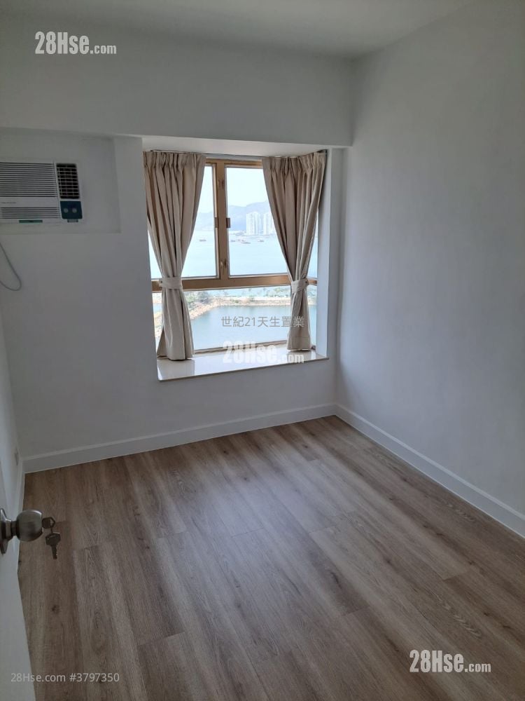 香港黄金海岸 租盘 4 房 , 2 浴室 1,069 平方尺