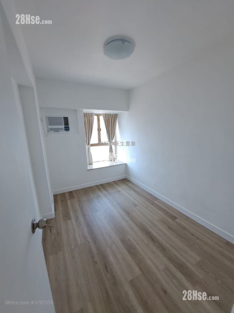 香港黄金海岸 租盘 4 房 , 2 浴室 1,069 平方尺