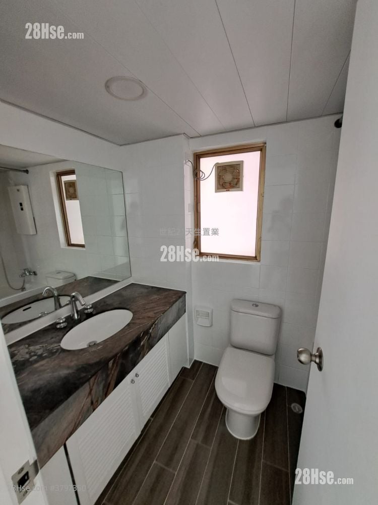 香港黄金海岸 租盘 4 房 , 2 浴室 1,069 平方尺