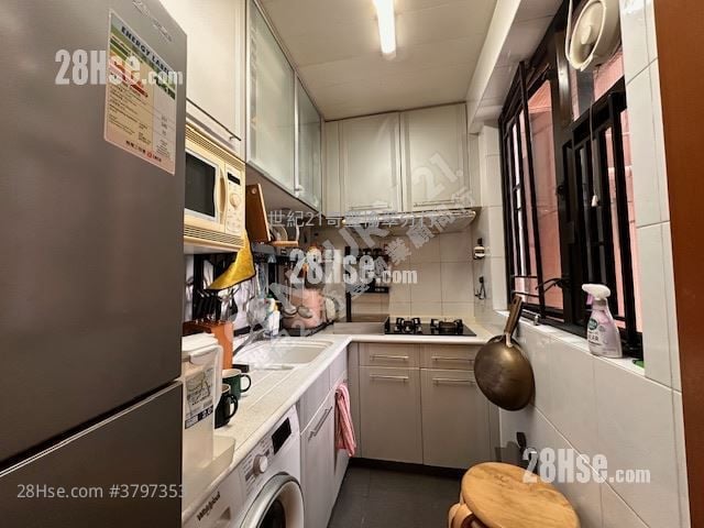 Prima Villa Sell 397 ft²