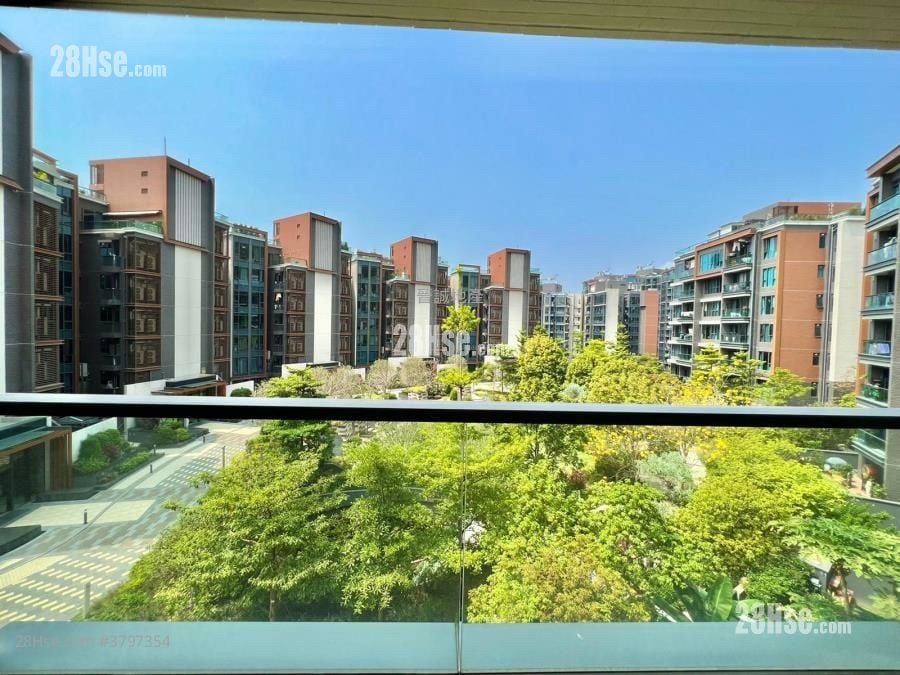 The Bloomsway Sell 4 Bedrooms , 4 Bathrooms 1,259 ft²