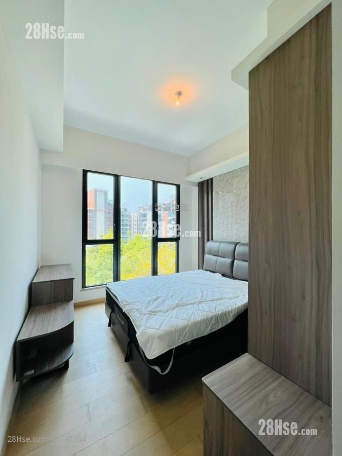 The Bloomsway Sell 4 Bedrooms , 4 Bathrooms 1,259 ft²