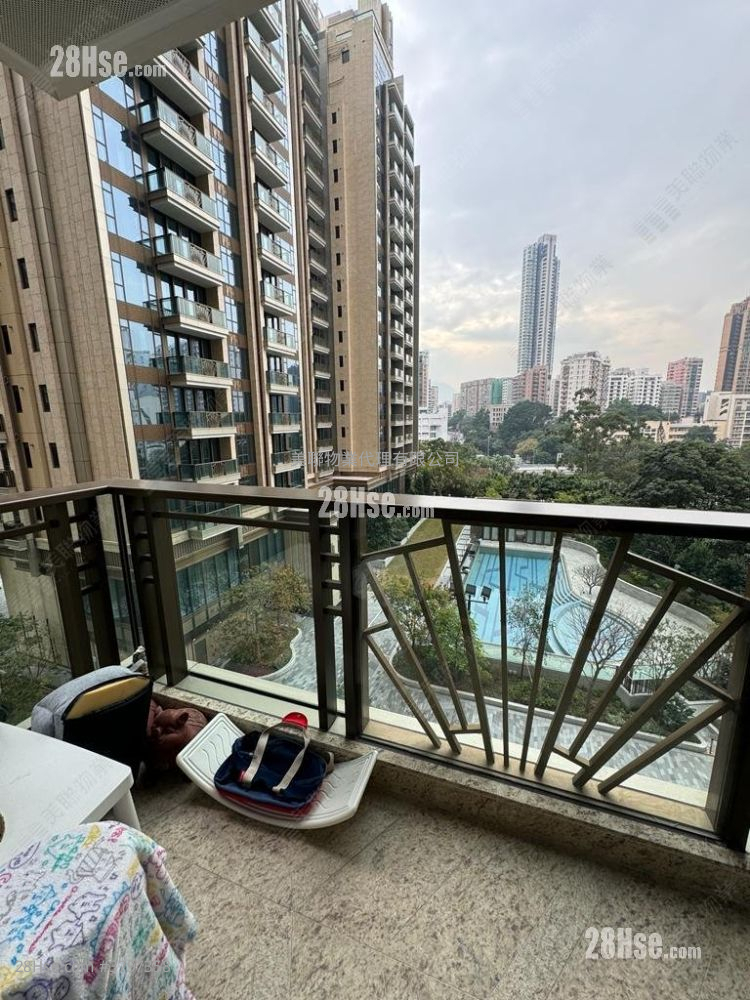 傲玟 售盘 3 房 , 3 浴室 1,403 平方尺