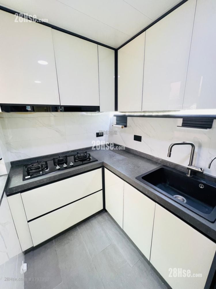 瑜翠园 售盘 3 房 , 2 浴室 708 平方尺