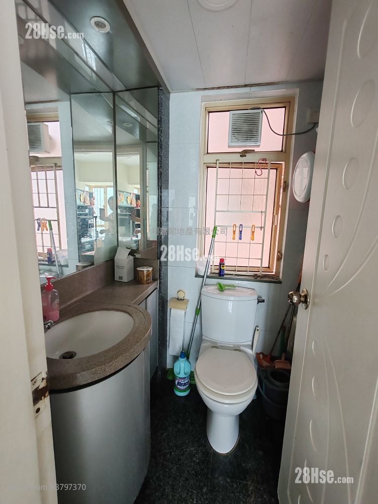 La Cite Noble Sell 2 Bedrooms , 1 Bathroom 434 ft²