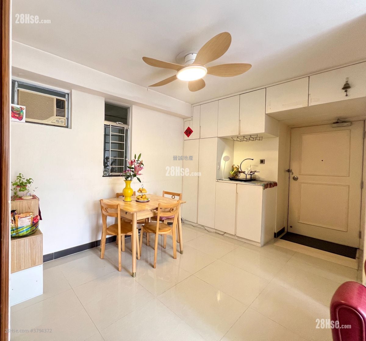 Lido Garden Sell 3 Bedrooms , 2 Bathrooms 617 ft²