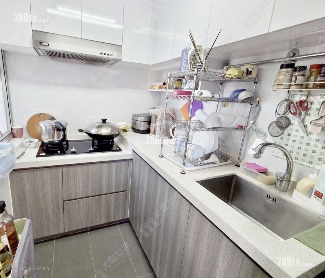 金辉花园 租盘 2 房 , 1 浴室 365 平方尺