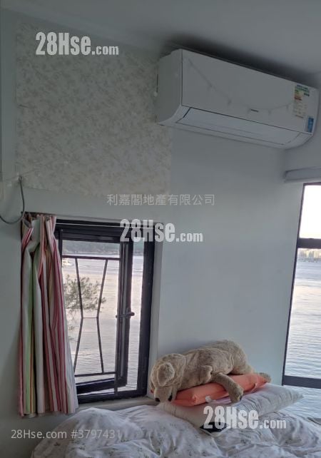 Heng Fa Chuen Sell 4 Bedrooms , 2 Bathrooms 826 ft²