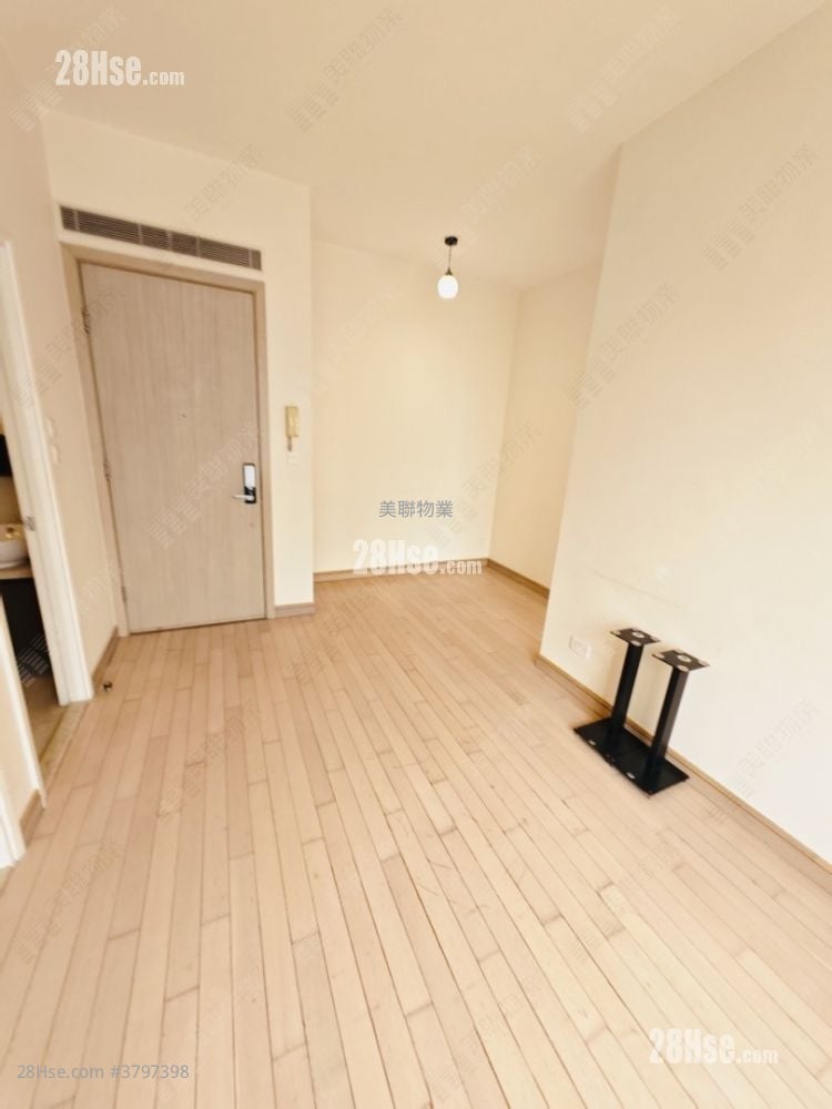 H Cube Rental 2 Bedrooms , 1 Bathroom 395 ft²