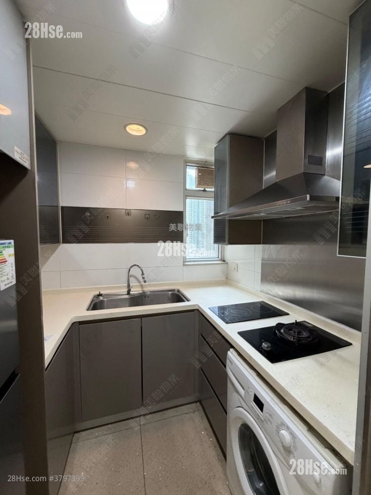 The Capitol Sell 2 Bedrooms 519 ft²