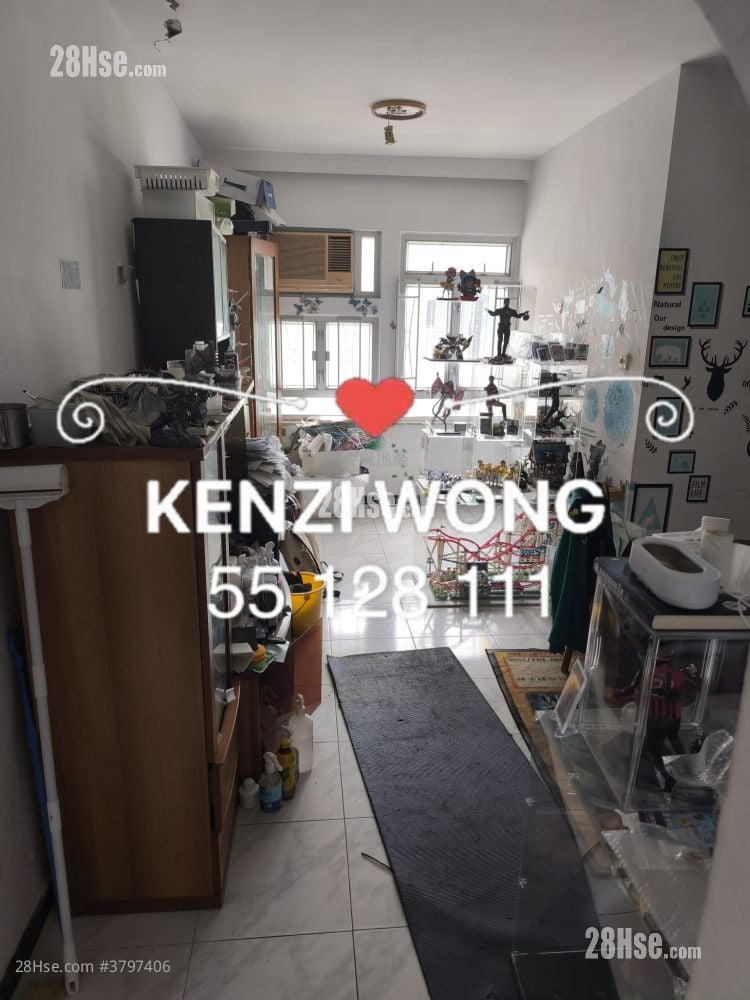 King Tin Court Sell 2 Bedrooms 447 ft²