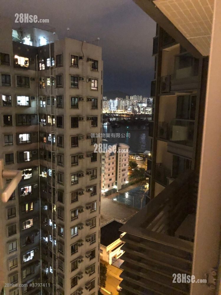 Upper East Sell Studio , 1 Bathroom 197 ft²