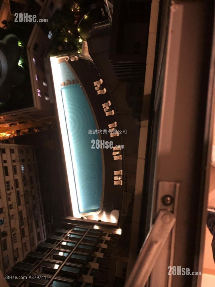 Upper East Sell Studio , 1 Bathroom 197 ft²