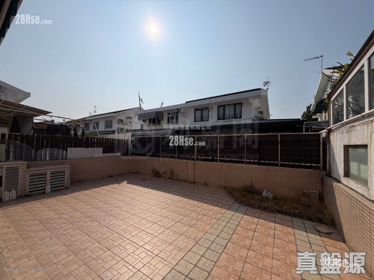 Fairview Park Sell 3 Bedrooms 950 ft²