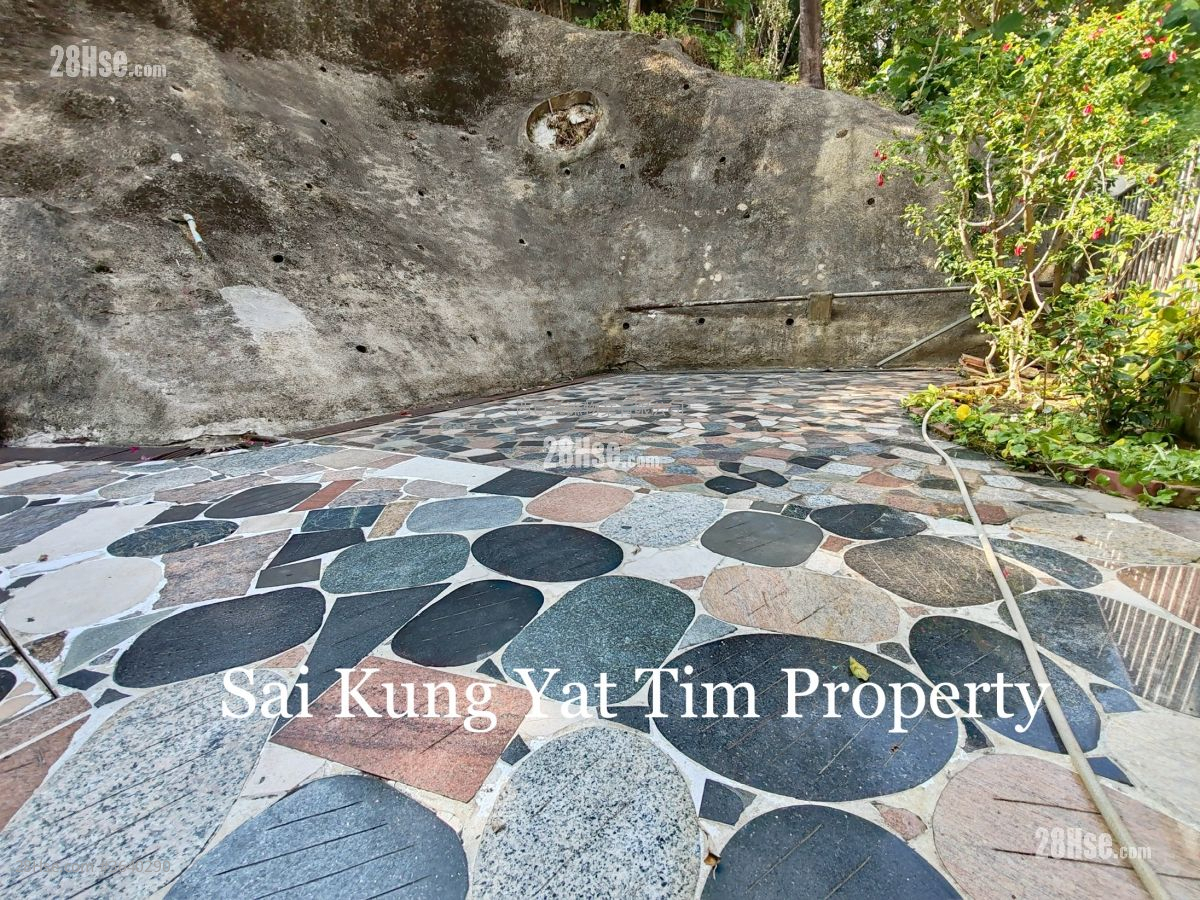 村屋 售盘 2 房 , 1 浴室