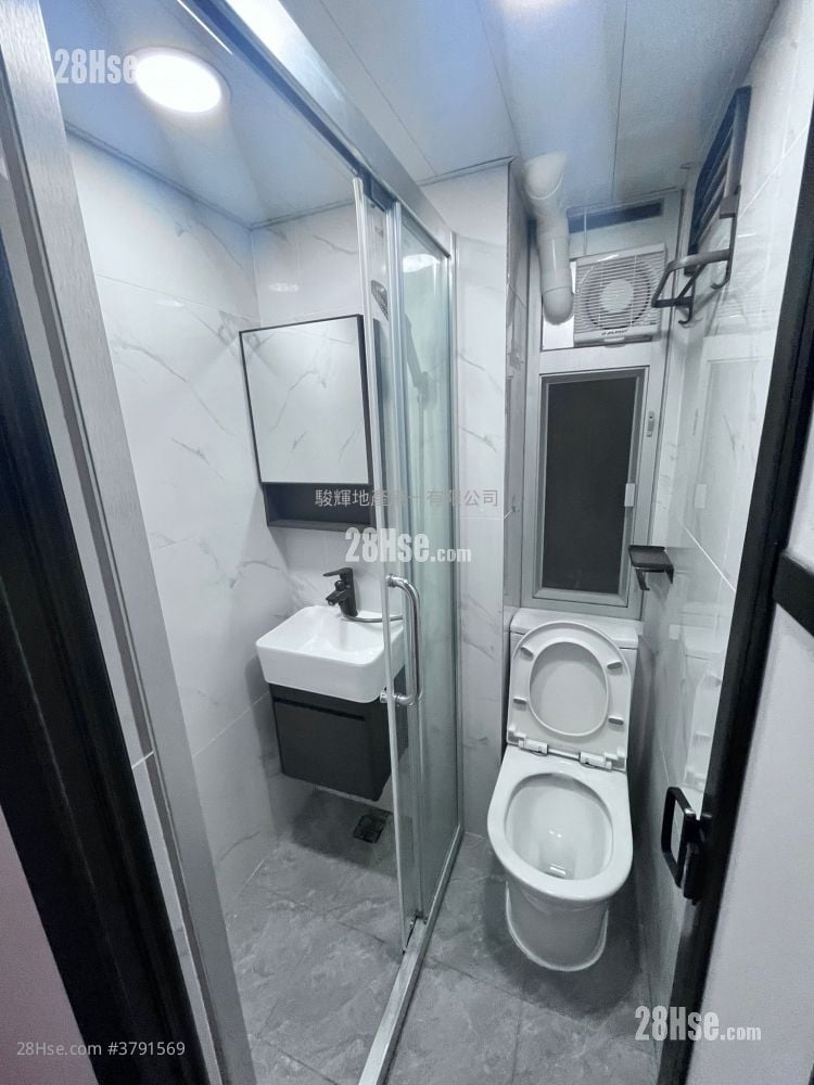 Yip Cheong Building Rental 1 Bedroom , 1 Bathroom 459 ft²