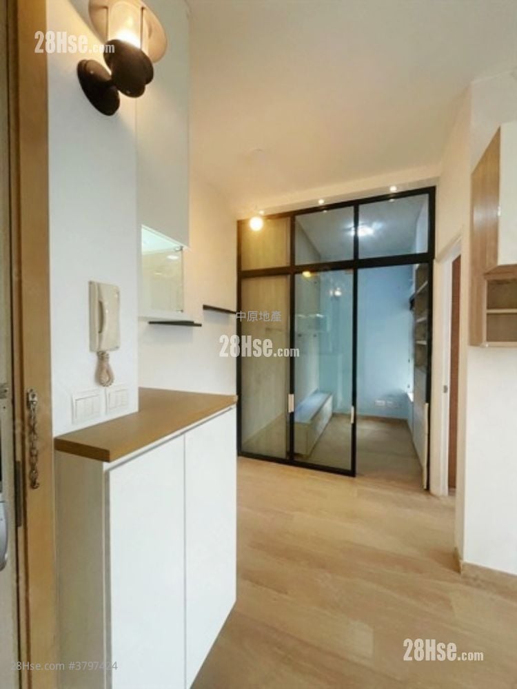 立坊 售盘 2 房 , 1 浴室 395 平方尺