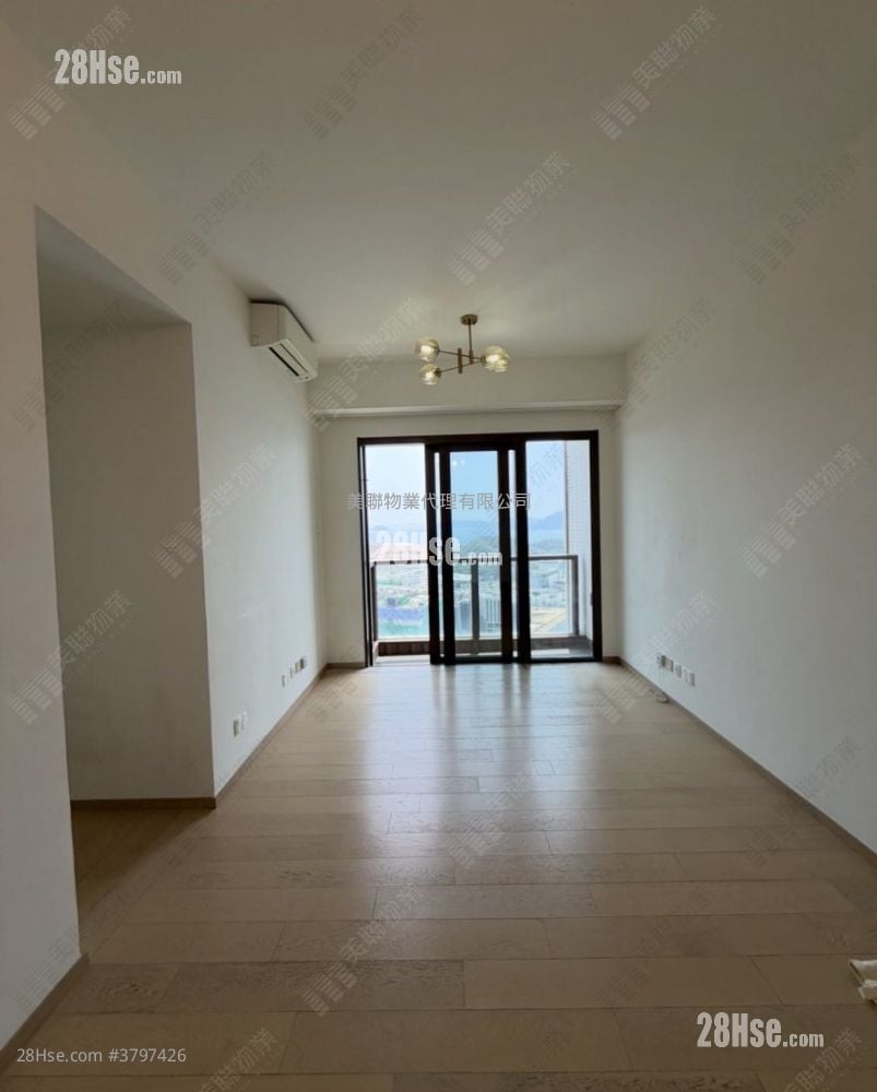 Lp6 Sell 4 Bedrooms , 2 Bathrooms 728 ft²