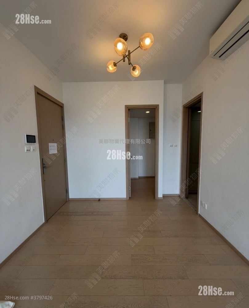 Lp6 Sell 4 Bedrooms , 2 Bathrooms 728 ft²