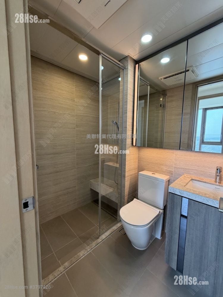 Lp6 Sell 4 Bedrooms , 2 Bathrooms 728 ft²