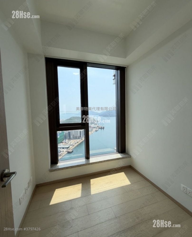 Lp6 Sell 4 Bedrooms , 2 Bathrooms 728 ft²