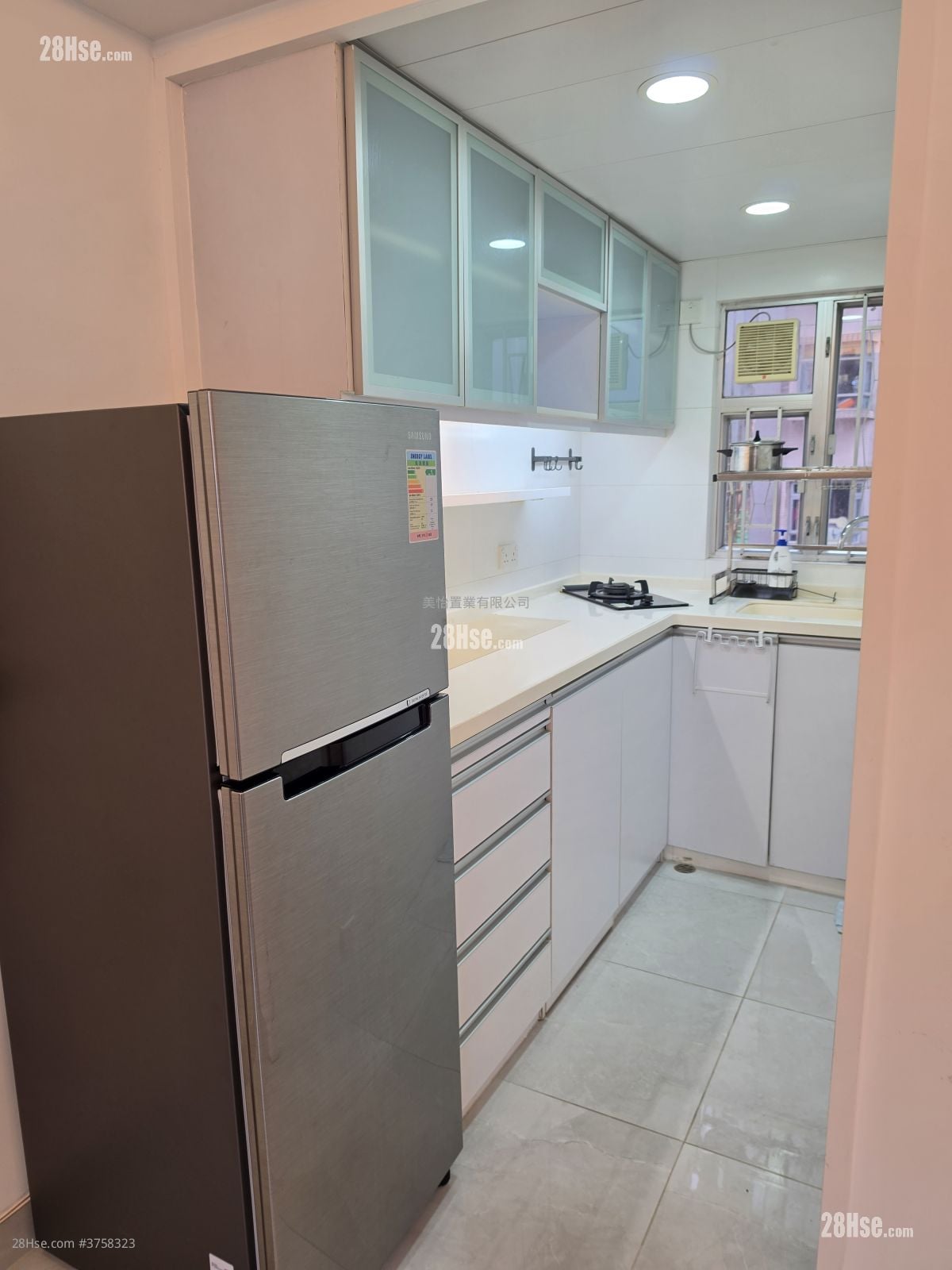 Fortune Mansion Rental 2 Bedrooms , 1 Bathroom 342 ft²