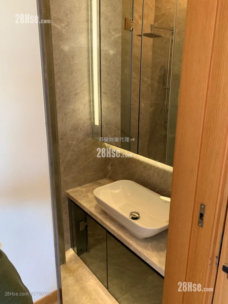 喜点 租盘 开放式间隔 , 1 浴室 250 平方尺