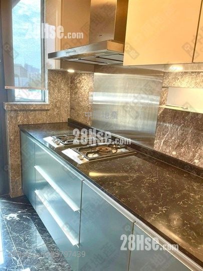 Ultima Rental 3 Bathrooms 902 ft²