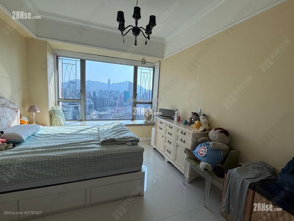 Parc Palais Sell 3 Bedrooms , 2 Bathrooms 1,074 ft²