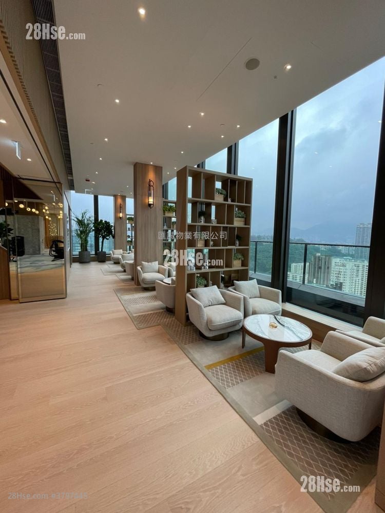 The Vantage Sell 1 Bedroom , 1 Bathroom 276 ft²