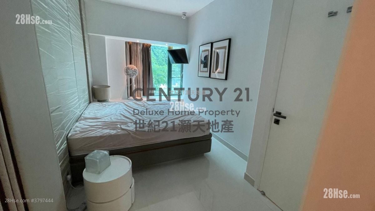 The Paramount Sell 3 Bedrooms , 3 Bathrooms 916 ft²