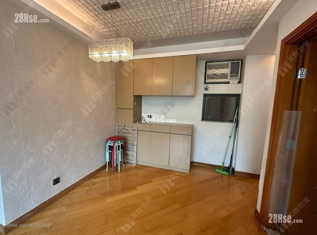 名贤居 售盘 2 房 515 平方尺