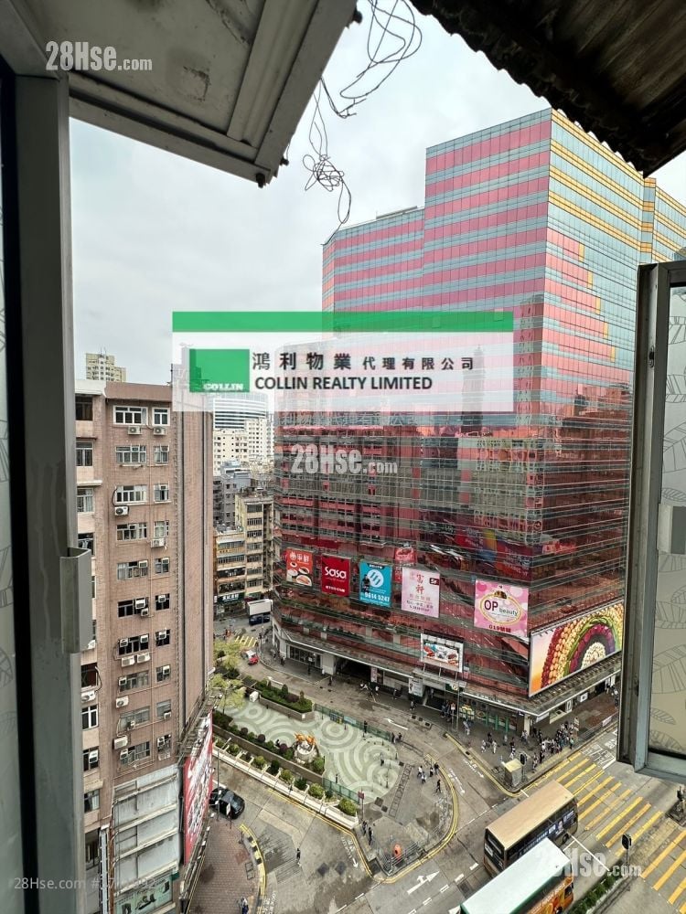 Golden Plaza Sell 2 Bedrooms , 1 Bathroom 301 ft²