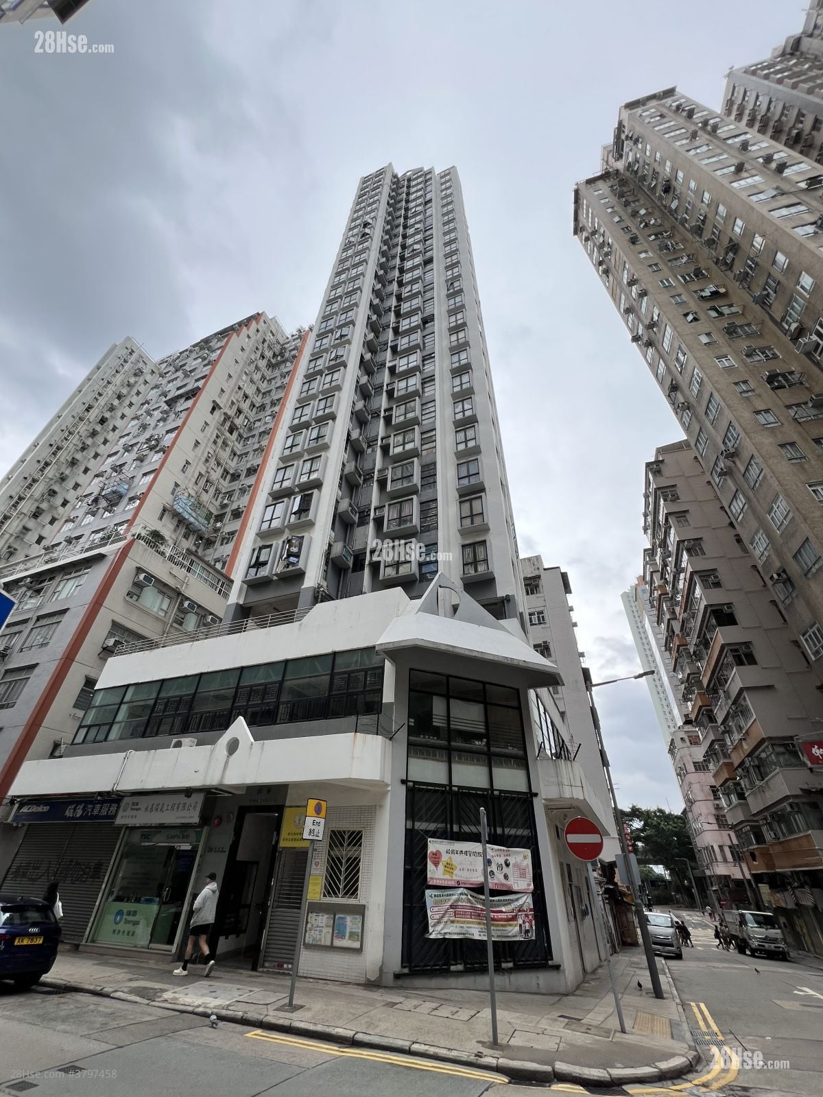 雁亭 租盘 1 房 , 1 浴室 267 平方尺