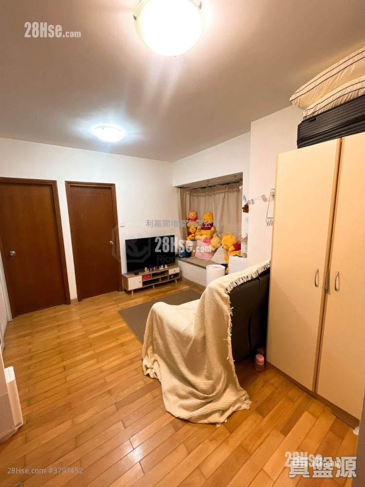 新都城 租盘 2 房 , 1 浴室 363 平方尺