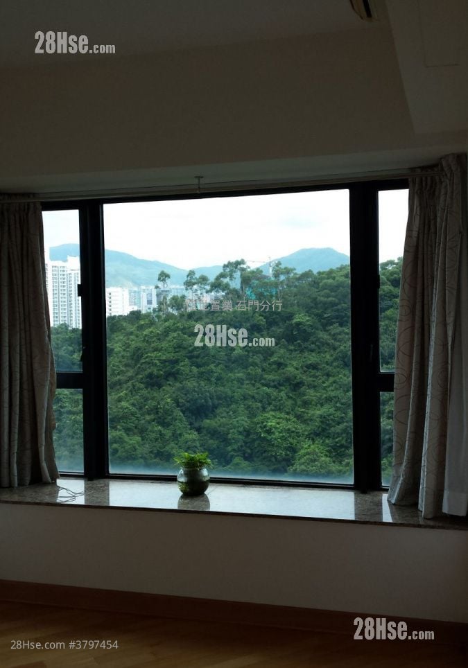 Castello Sell 2 Bedrooms , 1 Bathroom 547 ft²