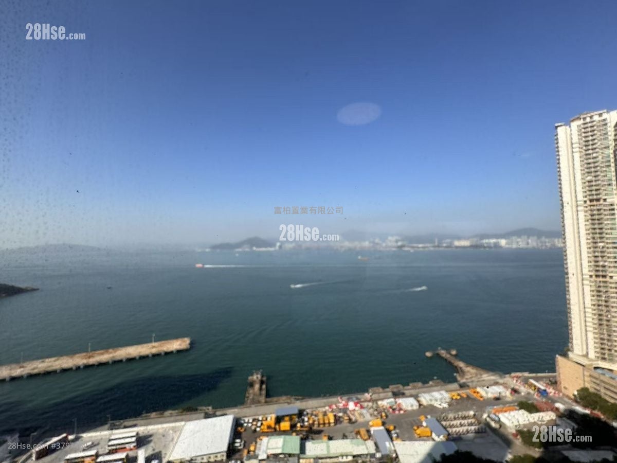 Cayman Rise Sell 3 Bedrooms , 2 Bathrooms 633 ft²